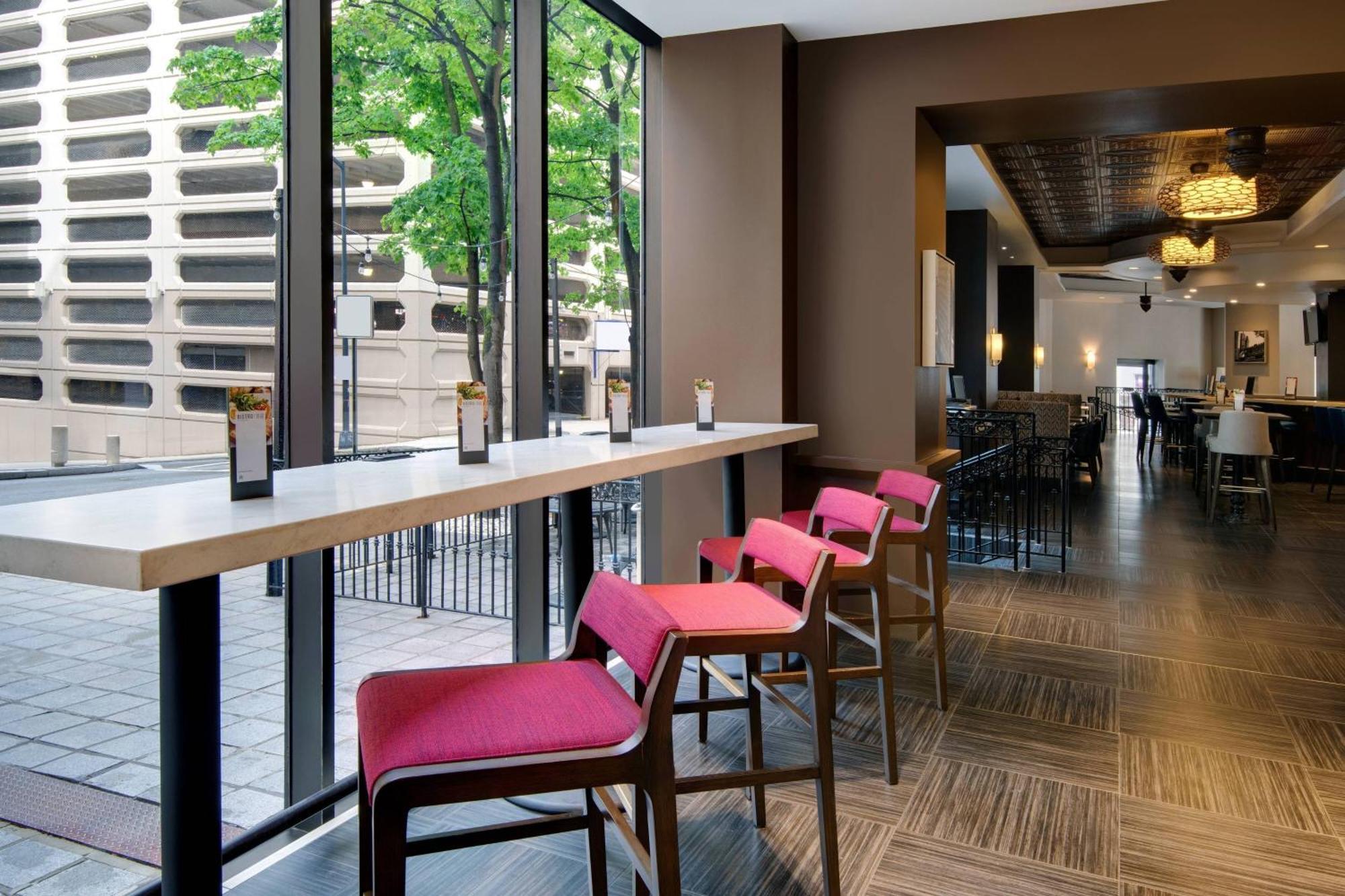 Hotel Courtyard By Marriott Downtown