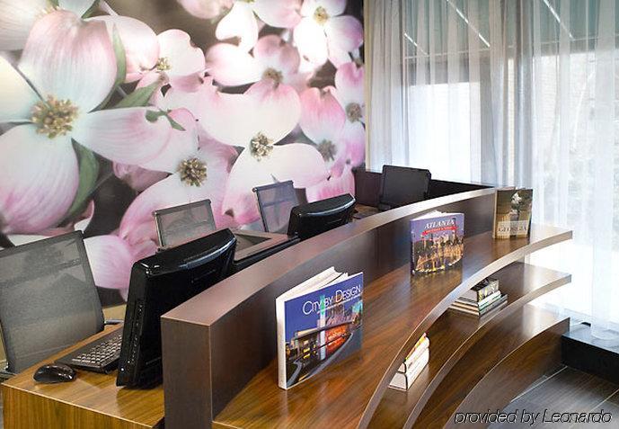 Courtyard By Marriott Downtown 3*